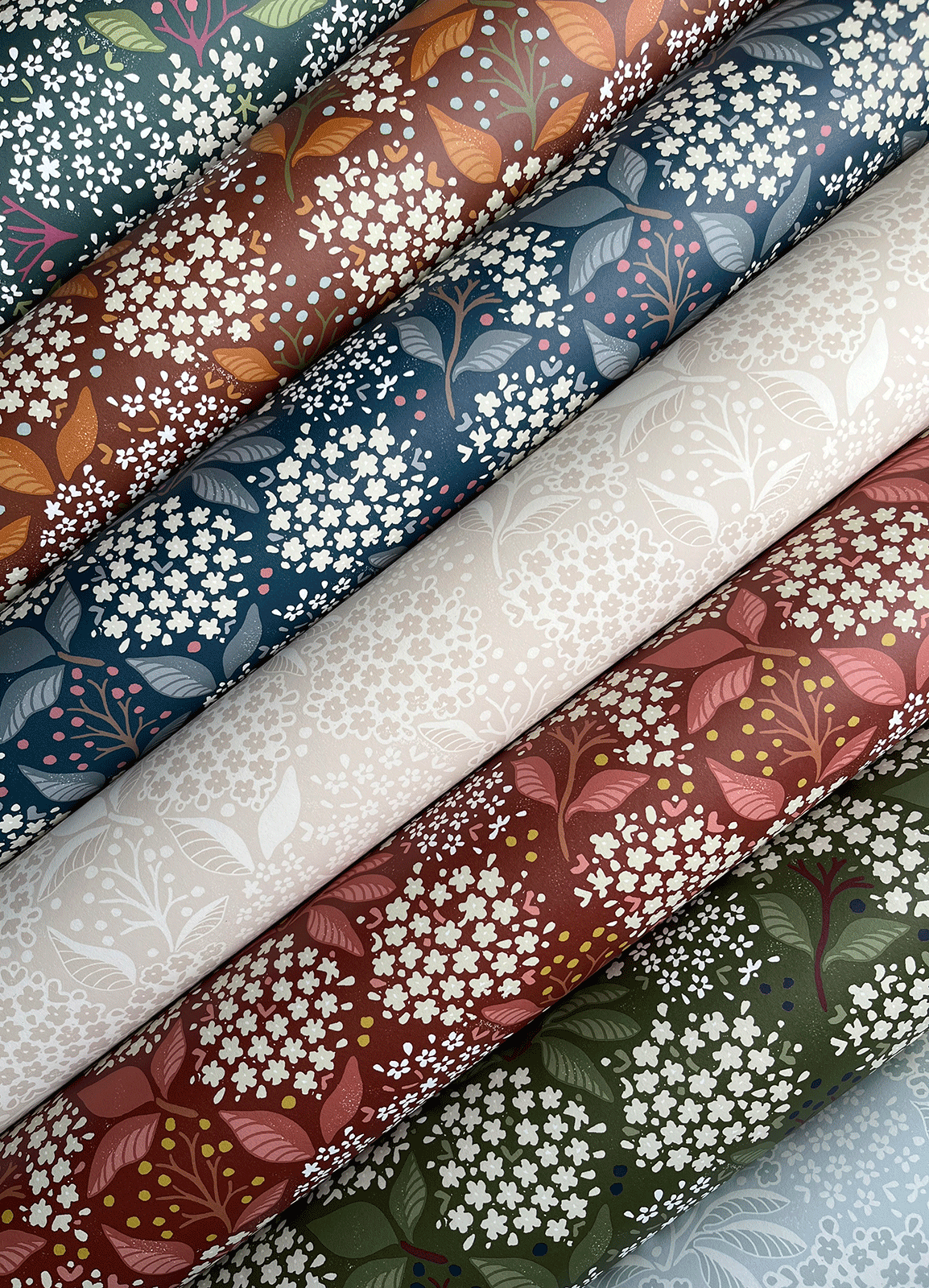 New Colorways of Elderberry Wallpaper